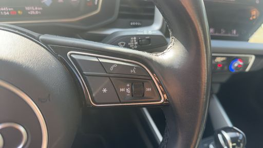 Audi A1 Sportback 1.0 TFSI 95 S-Tronic 7 - Design Luxe – 2020 – 102445 km – Essence – Boîte Automatique — photo 3