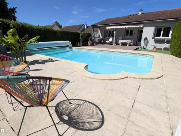 Maison 6 pièces 161 m²