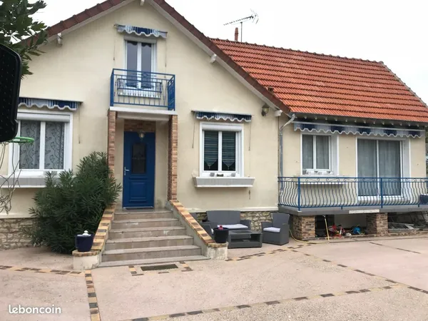 MAISON CENTRE VILLE 7 PIECES 173M2 sur terrain de 1465m2