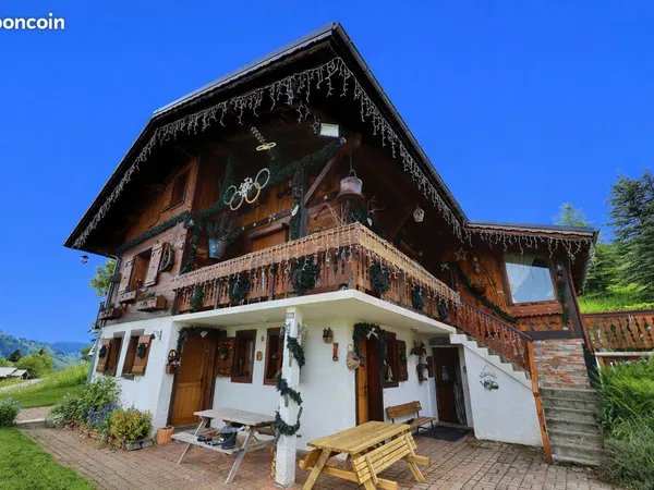 Chalet 169m2 à 100m des remontées mécaniques Terrain 1939m2