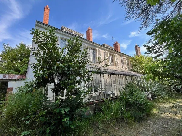 Maison 9 pièces 233 m²
