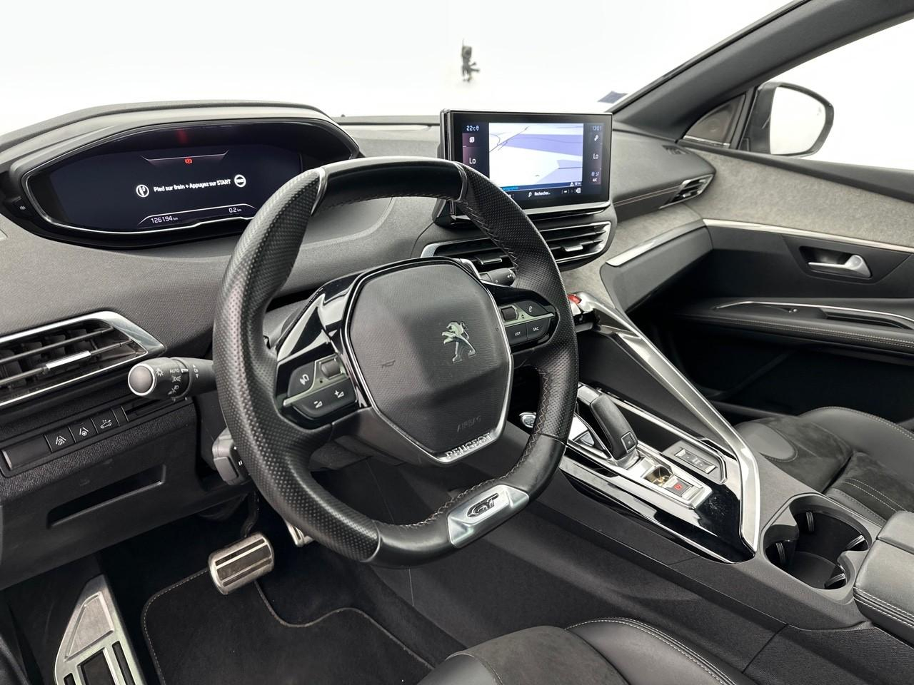 Peugeot 3008 puretech 130ch s&s eat8 gt pack — photo 8