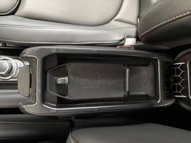 Mini Mini hatch 3 portes cooper 136 ch dkg7 — photo 25