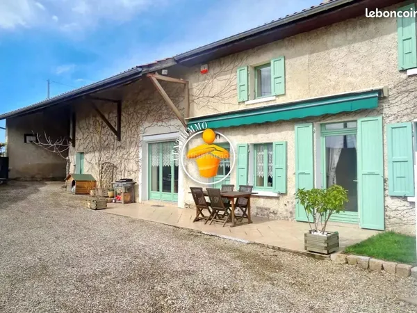 Maison 5 pièces 180 m²