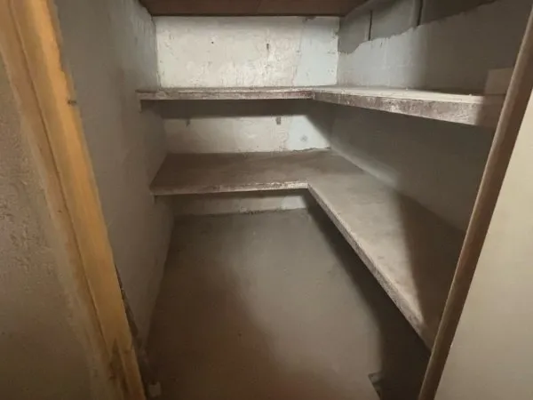 Loue cave 4m2