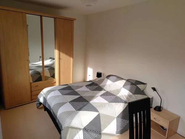chambre coloc 3 p. - tout inclus - à 300m tram hdv