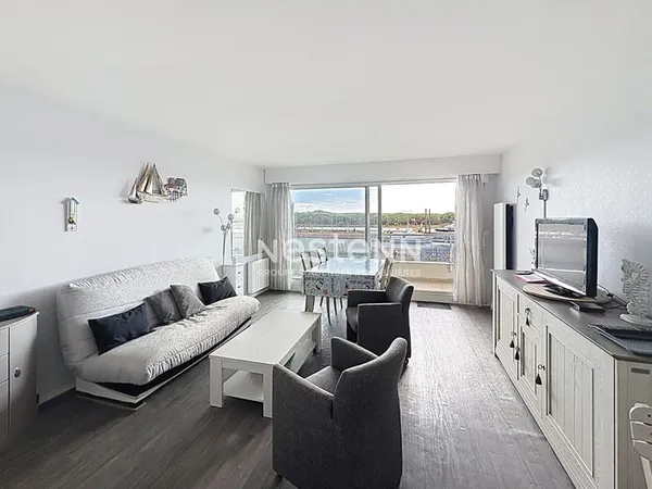 Appartement 2 chambres meublé avec balcon et place de parking