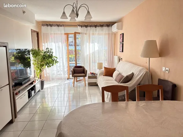 ​Appartement T4 80,5 m² avec Terrasse, balcon & Cave - Grenoble Caserne de Bonne