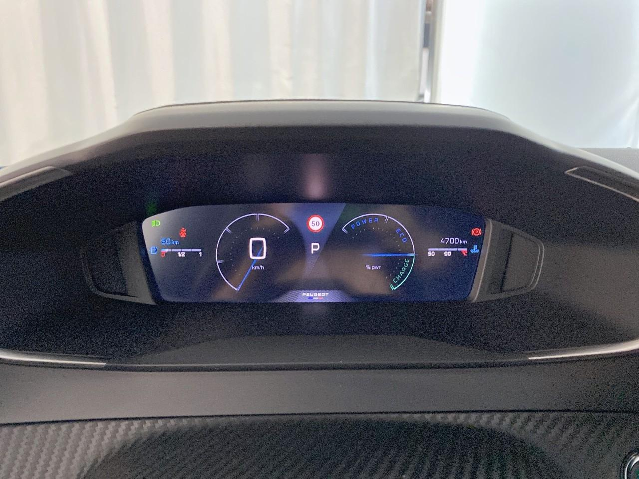 Peugeot 2008 hybrid 145 ch e-dcs6 allure — photo 13