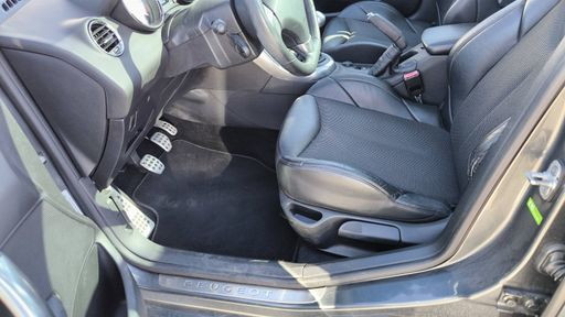 Peugeot 308 GTI 1.6 THP 200 - N/A – 2010 – 106380 km – Essence – Boîte Manuelle — photo 11
