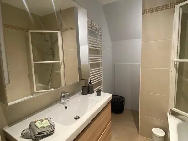 RARE - Superbe T2 meublé dans hôtel particulier très calme, hypercentre, quartier des Antiquaires
