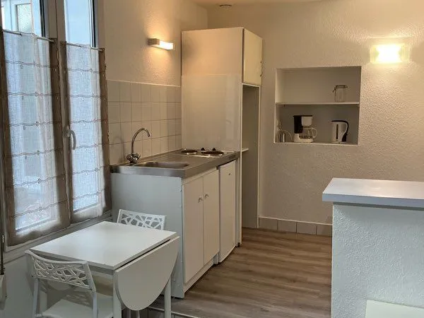 STUDIO MEUBLÉ réhabilité Centre Ville
