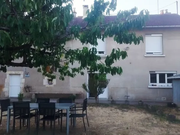 Colocation au sein d'une maison avec jardin