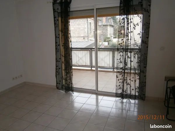 Appartement T2 centre ville de Brive avec parking sécurisé en sous-sol
