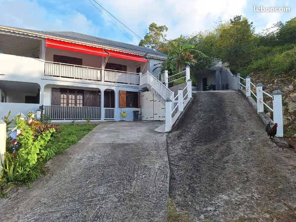 Superbe grand studio ht de villa