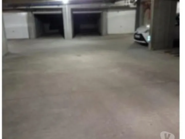 garage fermé sécurisé à louer à Strasbourg