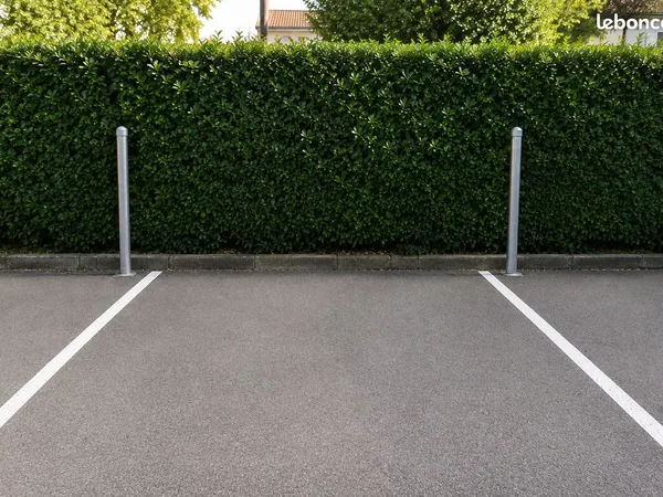 Parking à louer - Hyper centre Lagnieu - 50 /mois