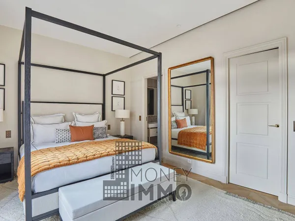 Appartement 5 pièces 165 m²
