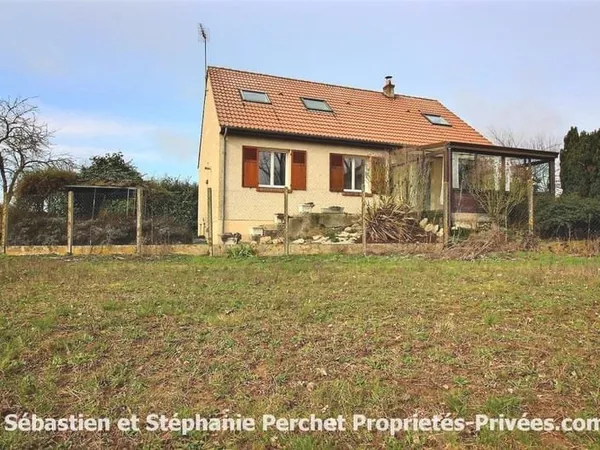 Maison familiale 6 pièces sur 598 m2 de terrain
