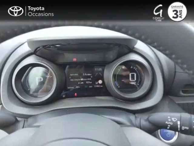 Toyota Yaris 116h design 5p my22 — photo 14