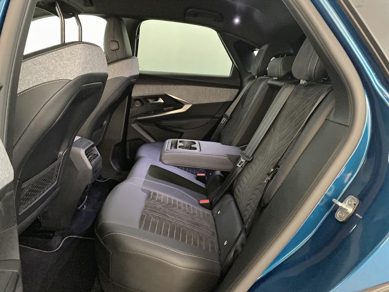 Peugeot 3008 hybrid 136 e-dcs6 gt — photo 10