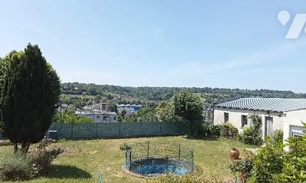 Maison 8 pièces 212 m²
