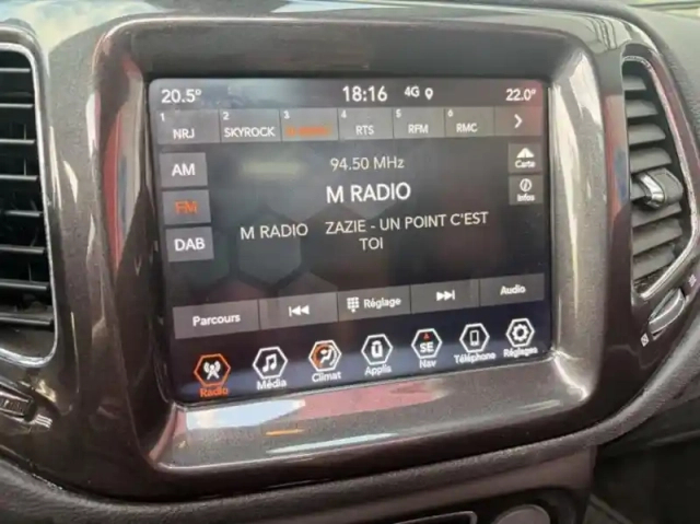 Jeep Compass 1.3 turbo t4 190ch phev 4xe limited at6 eawd — photo 12