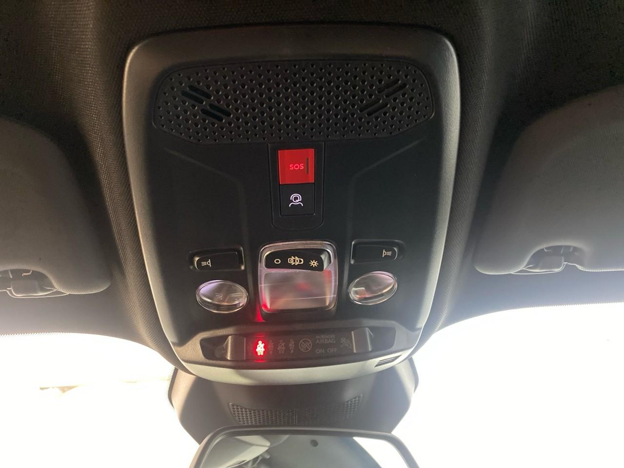 Peugeot 2008 hybrid 145 ch e-dcs6 allure — photo 19