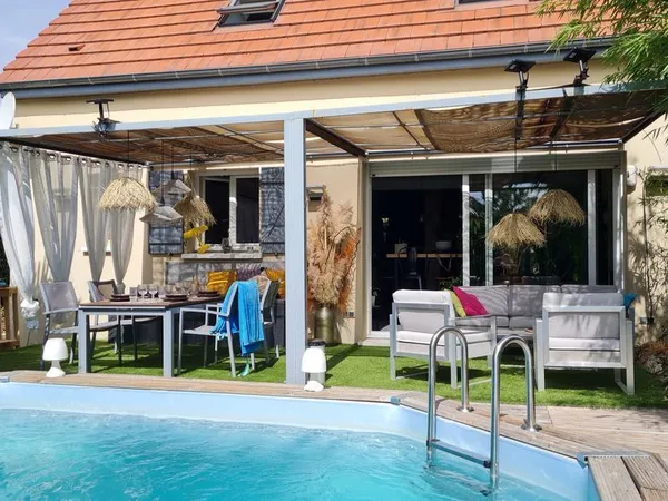 Jolie villa aux airs Mediterranneens, piscine, jacuzzi