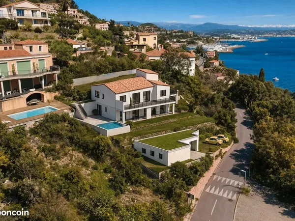 Villa 9 pièces 162 m²