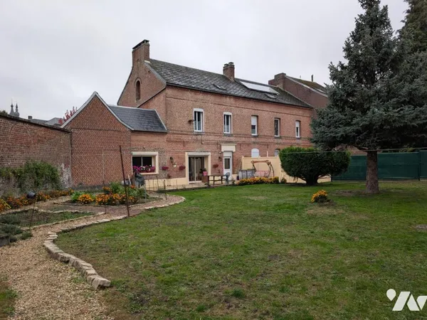 Maison 6 pièces 165 m²