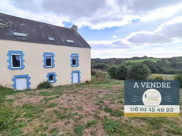 Une belle propriété sur un terrain d'environ 3000 m2 à la ca