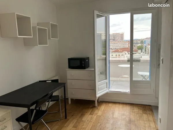 Studio meublé 14m2+balcon 7m2