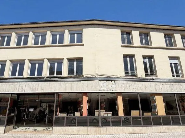 Immeuble 1800 m²