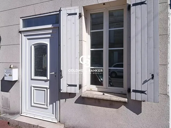 À vendre à Cognac — Charmante maison de ville, idéal premier achat ou investissement locatif !