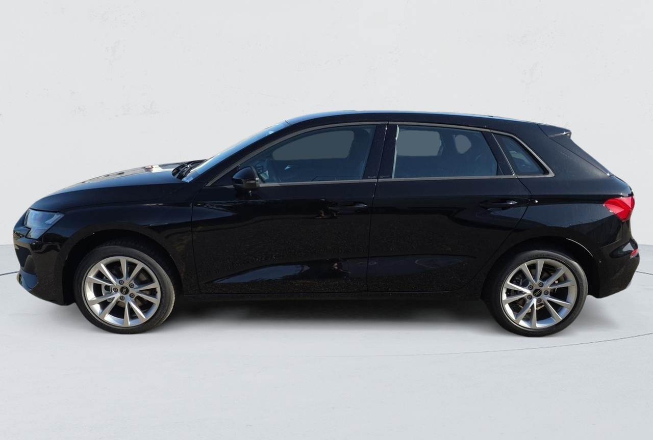 Audi A3 Sportback — photo 2