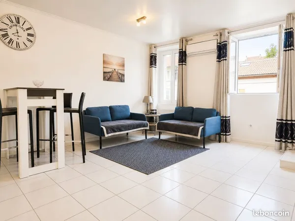 T3 Duplex Meublé 55 m² (72 m² au sol) - Proche Centre-Ville Bourgoin-Jallieu