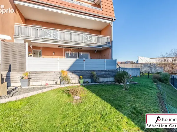 Appartement T3/T4 de 88 m2 + 42 m2 de terrasse - Jardin de 200 m2 & double garage Soufflenheim Golf