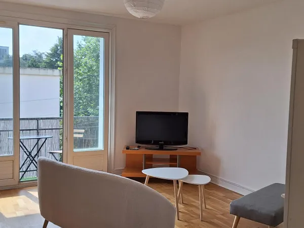 Appartement meublé 2 chambres charges comprises Jardin sur Erdre - quartier Tortière Colocation poss