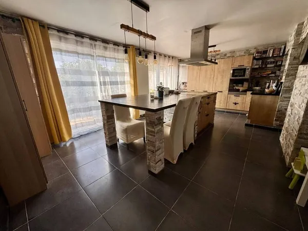 Maison 5 pièces 115 m²