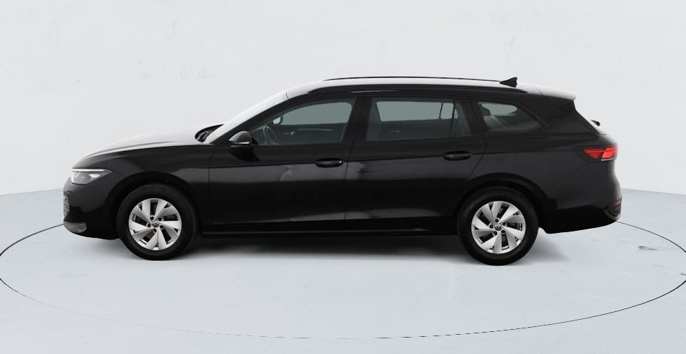 Volkswagen Passat — photo 3