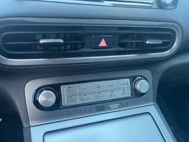 Hyundai Kona electrique 64 kwh - 204 ch — photo 25