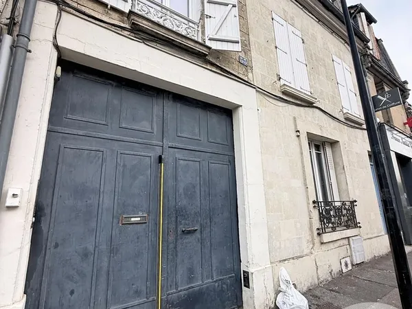 Studio 1 pièce 11 m²