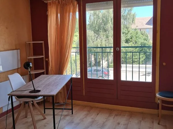 F1 Meublé exclusivement etudiants NANCY 54000