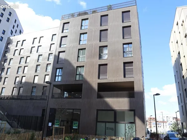 Studio 1 pièce 19 m²