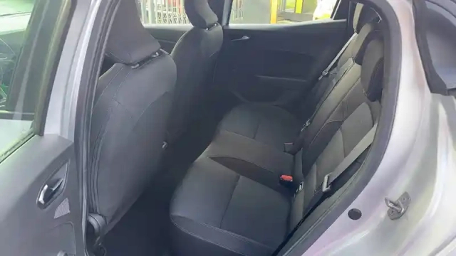 Renault Clio tce 90 — photo 14