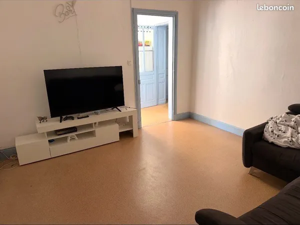 Appartement Location Saint-Rambert-en-Bugey 3p 80m² 460€