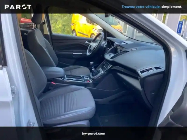 Ford Kuga 1.5 flexifuel-e85 150ch stop&amp;start titanium 170g 4x2 euro6.2 — photo 27