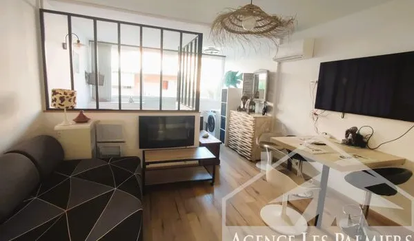 Studio 1 pièce 29 m²