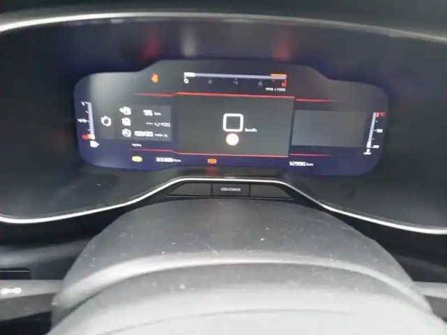 Citroën C5 Aircross puretech 130 s&amp;s bvm6 — photo 31